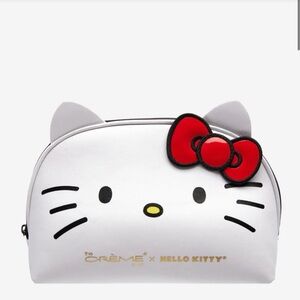 The Crème Shop Hello Kitty® Travel Makeup Pouch 🤍